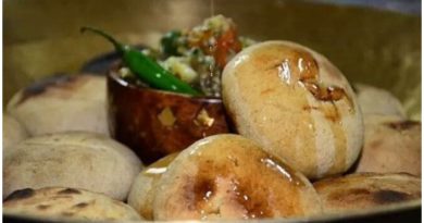 5 places in delhi where you can find bihari dish Litti Chokha